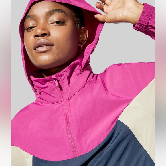 Lululemon Anorak Jacket - Ripened Raspberry / Cafe Au Lait / True Navy - Picture 7 of 9